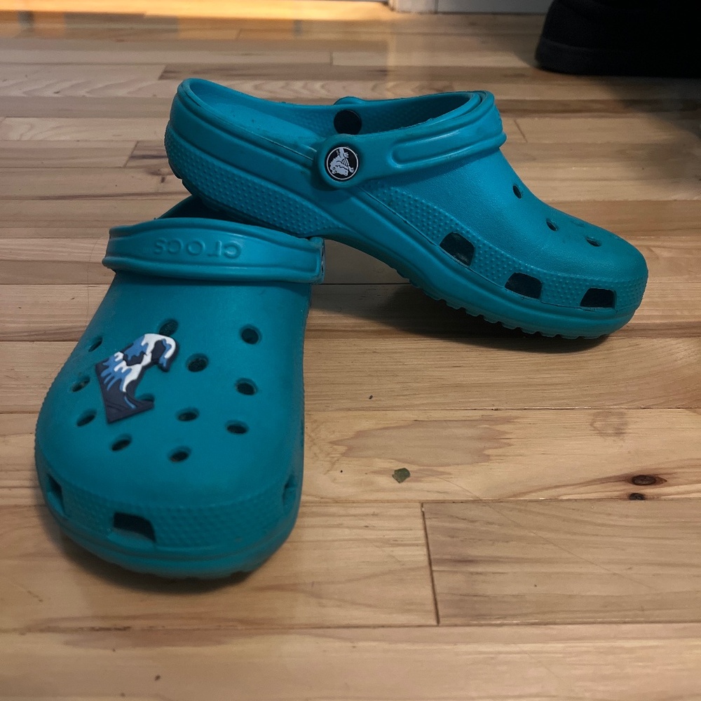Crocs
